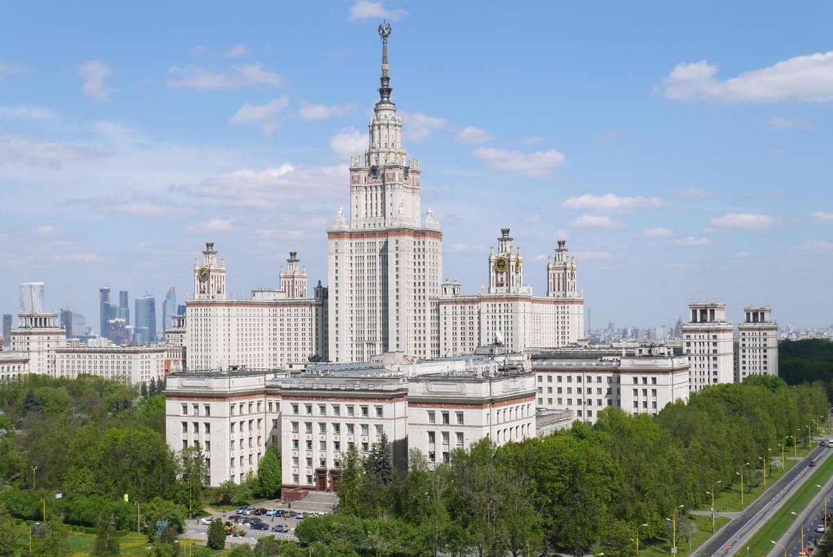 Гз вд. Москва МГУ физфак. Физический Факультет МГУ здание. МГУ Ломоносова физический Факультет. Химфак МГУ здание.