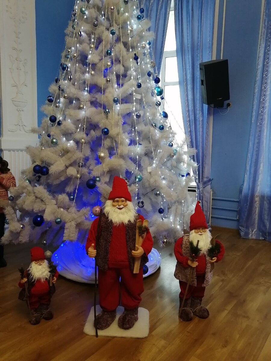 Люди, я написала конкретно про наш детский сад. В ваших регионах все по-другому. 