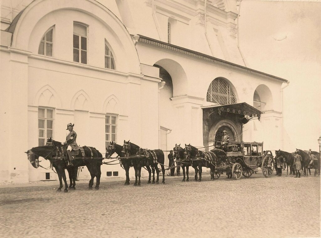 Фото  из доступных источников.