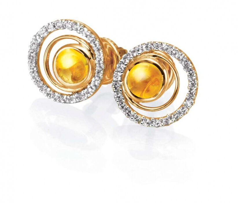 Серьга слово. Tanishq серьги. Серьги слова. Gold Earrings.