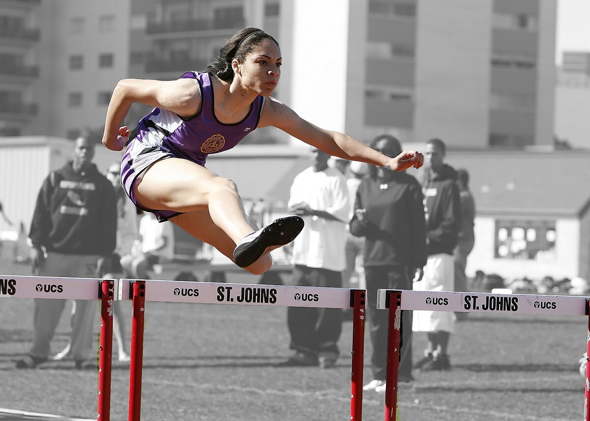 https://pixabay.com/ru/images/download/hurdles-1503753_1920.jpg?attachment&modal