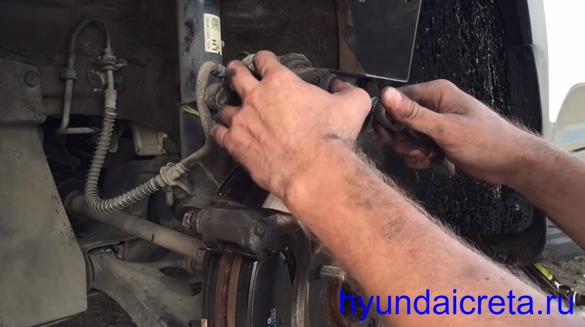Тормозная жидкость хёндай гретта. Ремонт ходовой части автомобиля. Датчик уровня тормозной жидкости крета. 6. Датчик тормозной жидкости хюндай крета.