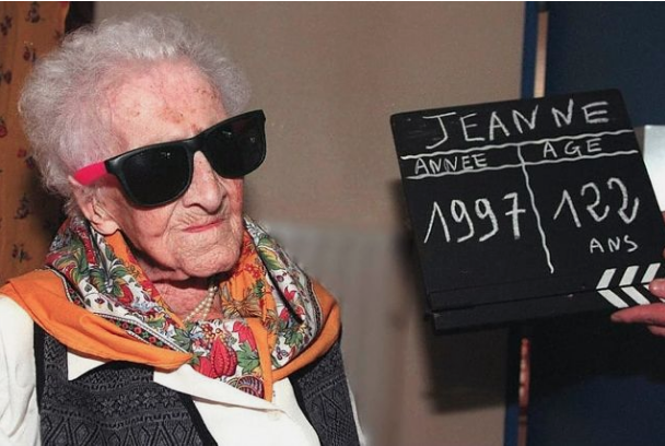 Жанна Кальман на съёмках автобиографического фильма