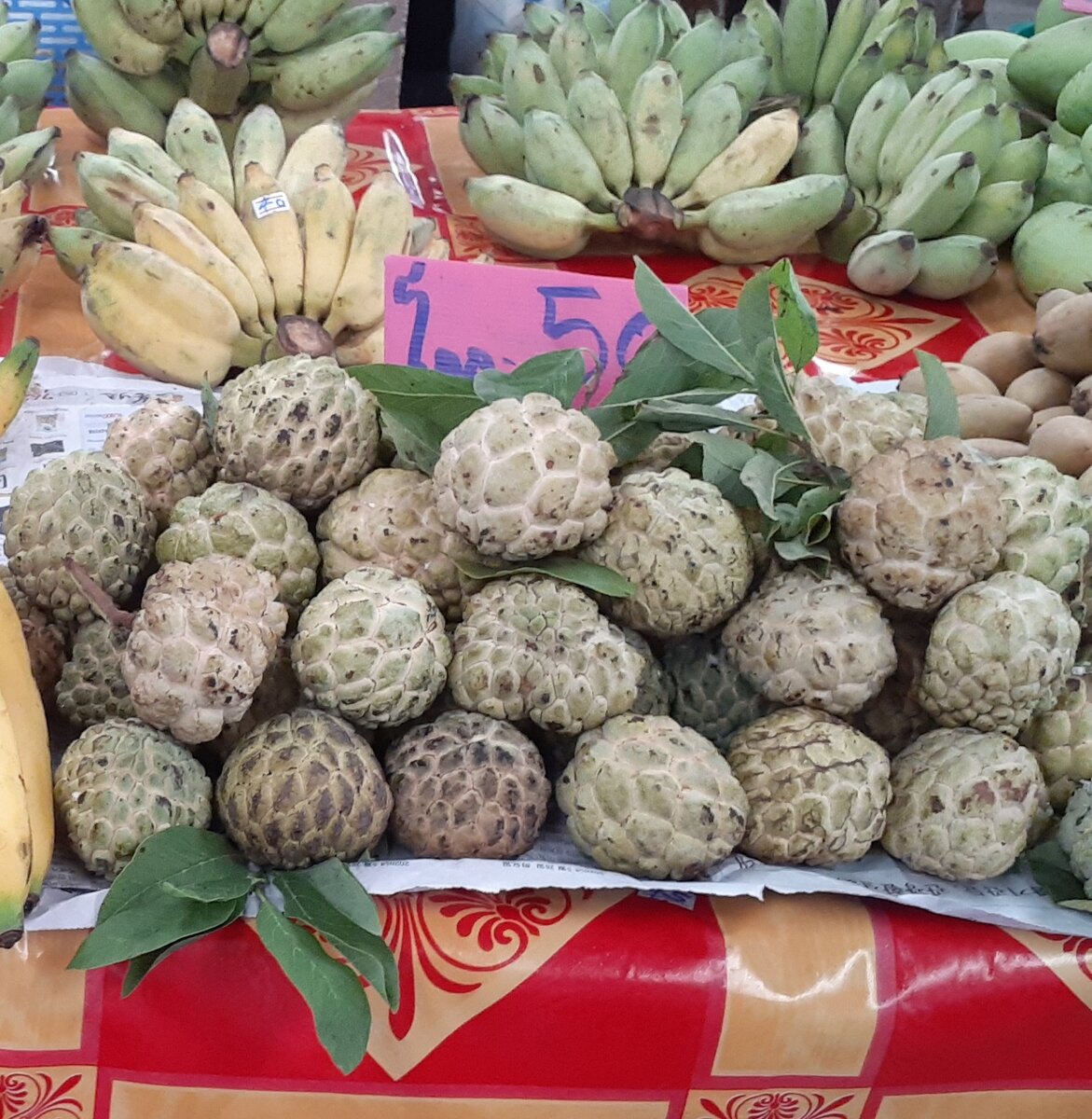 Нойна на рынке