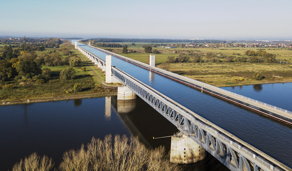Магдебургский водный мост в германии