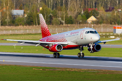Sukhoi SuperJet 100. Автор фото: Олег Ботов