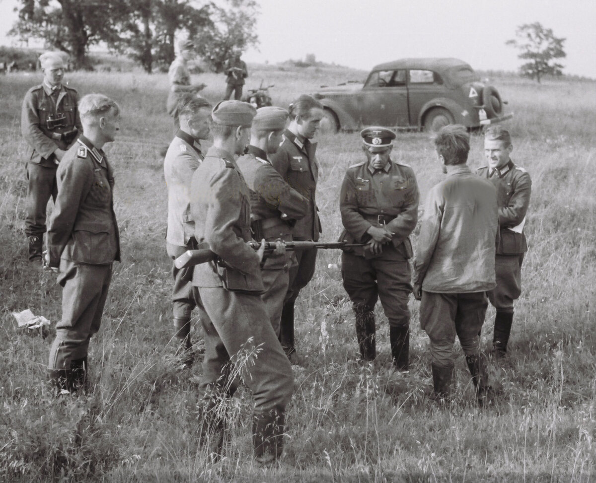 Комиссар вов фото