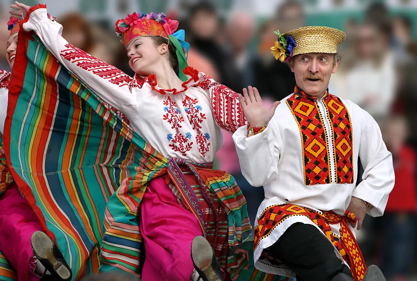 Национальная республика беларусь. Беларусь народ. Белорусская Национальная культура. Белорусы народ. Народная культура Белоруссии.