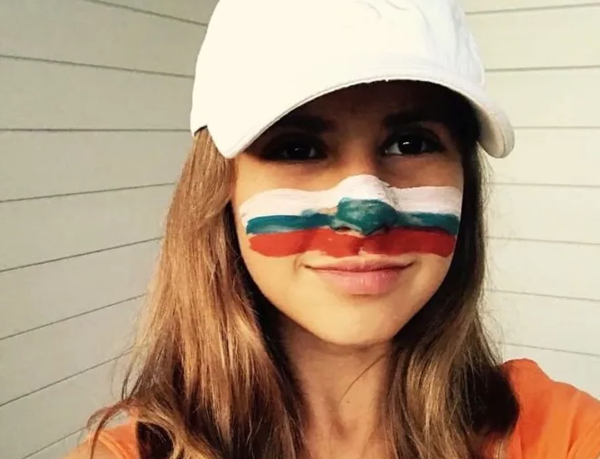 Полина - внебрачная дочь Мясникова