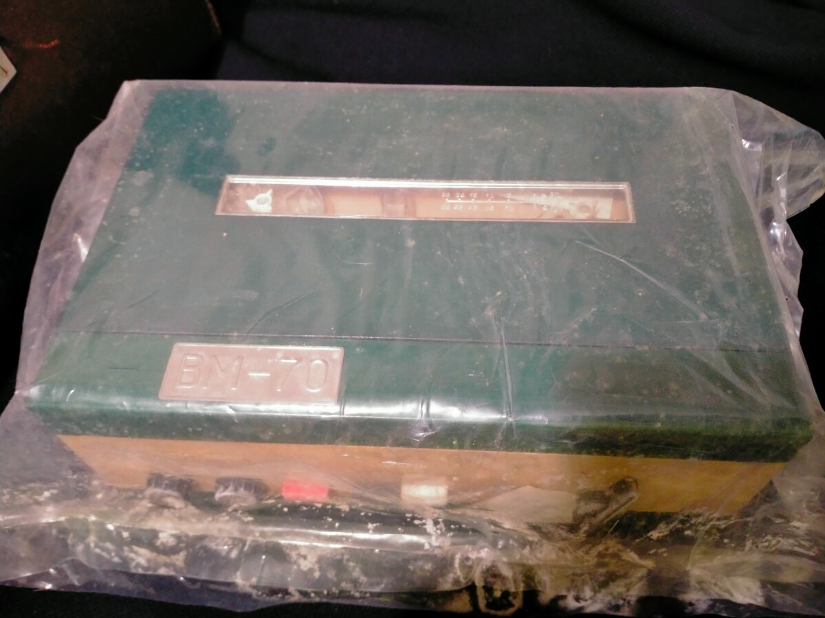 Новый войсковой катушечный магнитофон "ВМ-70"