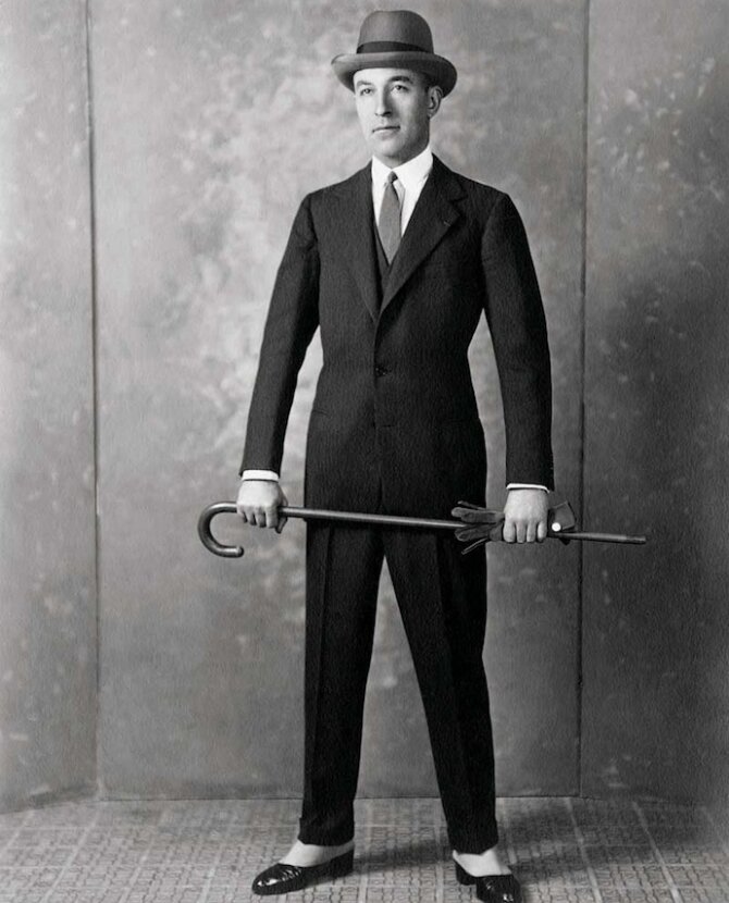 Французский модельер Жан Пату.