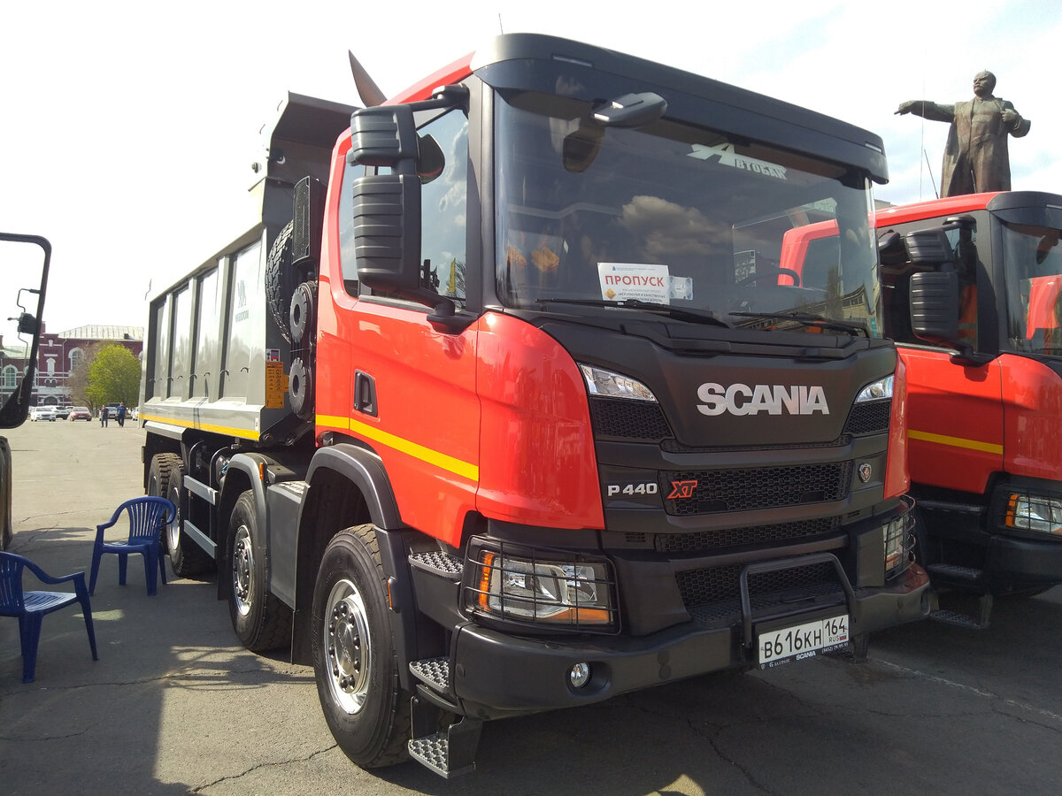 Грузовой автомобиль "Scania-P440XT". 26.04.2019. (Фото автора).