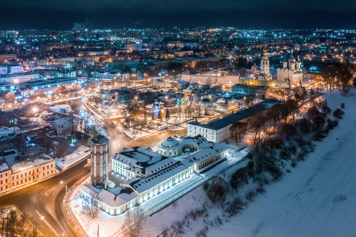 Ж сейчас. Вологда центр города. Вологда с высоты птичьего полета. Вологда зимняя с высоты птичьего полета. Великий Устюг с высоты птичьего полета.