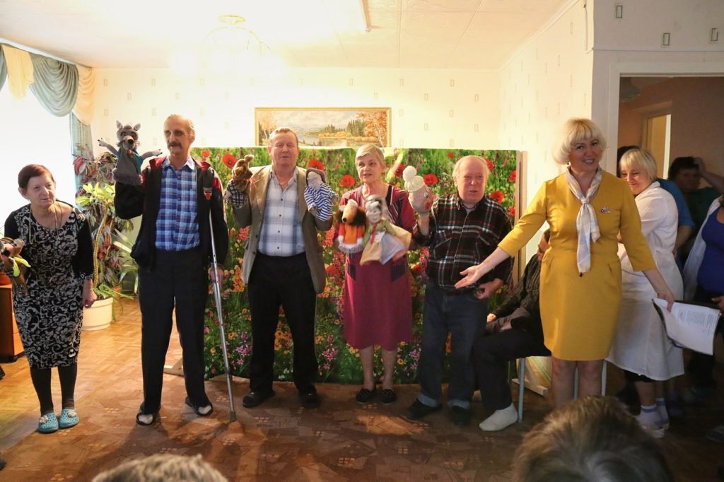 Сказку "Колобок" превратили в остросюжетный современный спектакль и гастролируют с ней по окрестностям