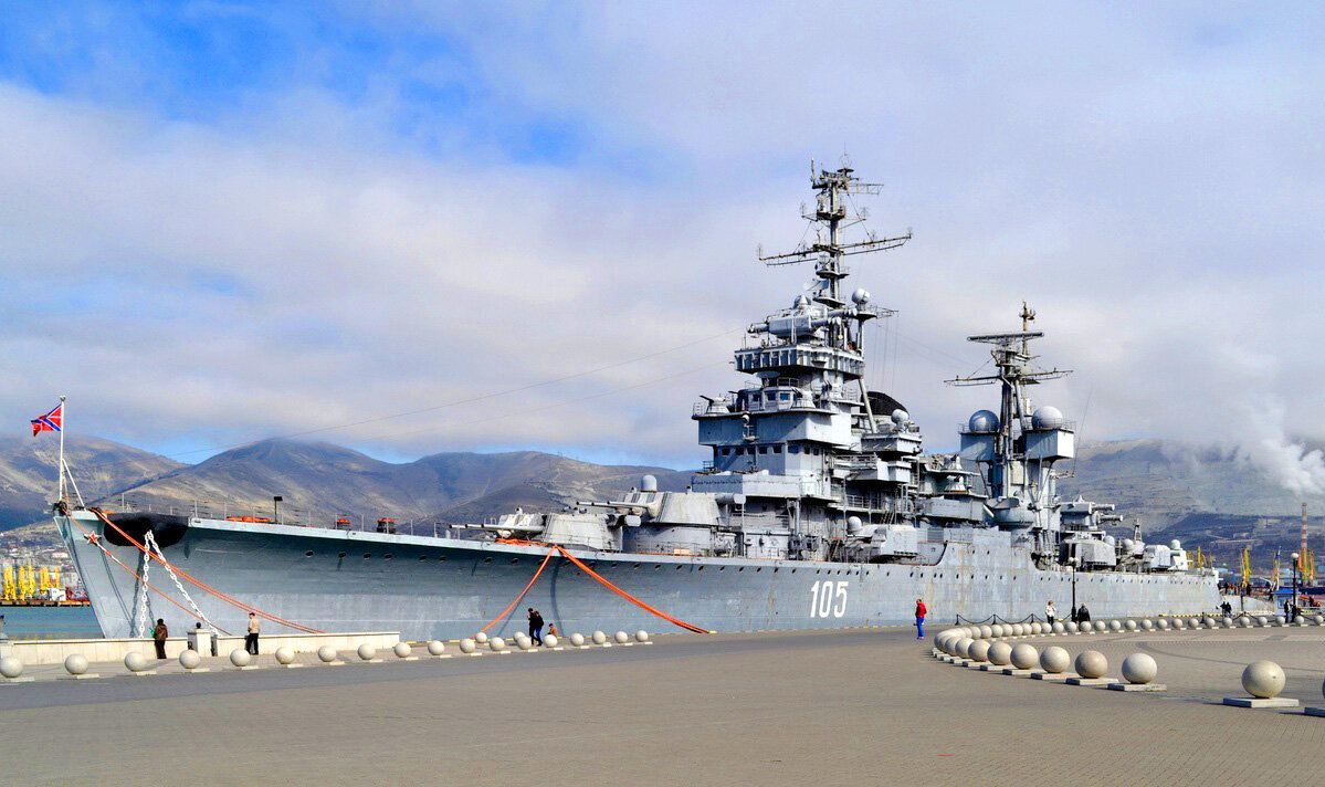 Лёгкий крейсер "Михаил Кутузов". Фото из открытых источников.