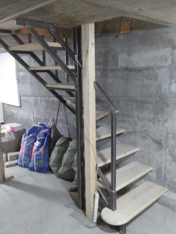 Проект лестницы в подвал - 81 фото