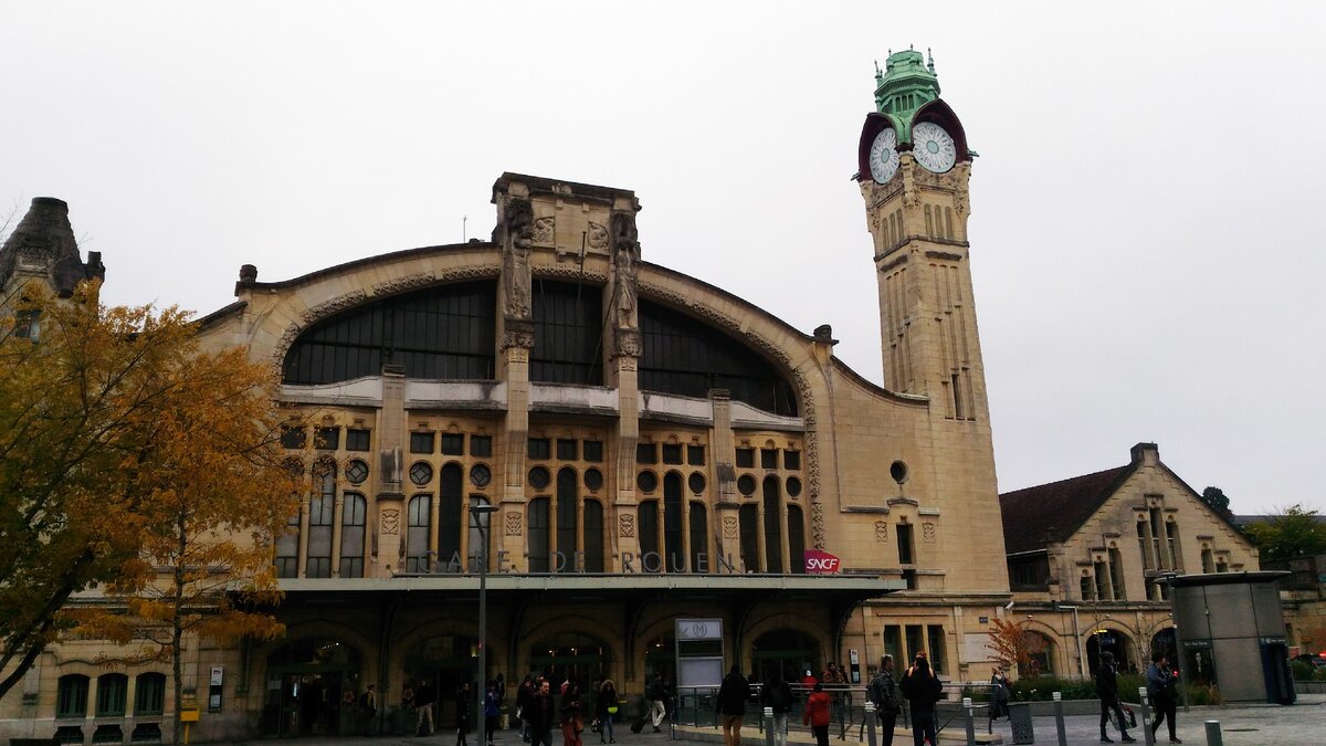 Здание вокзала