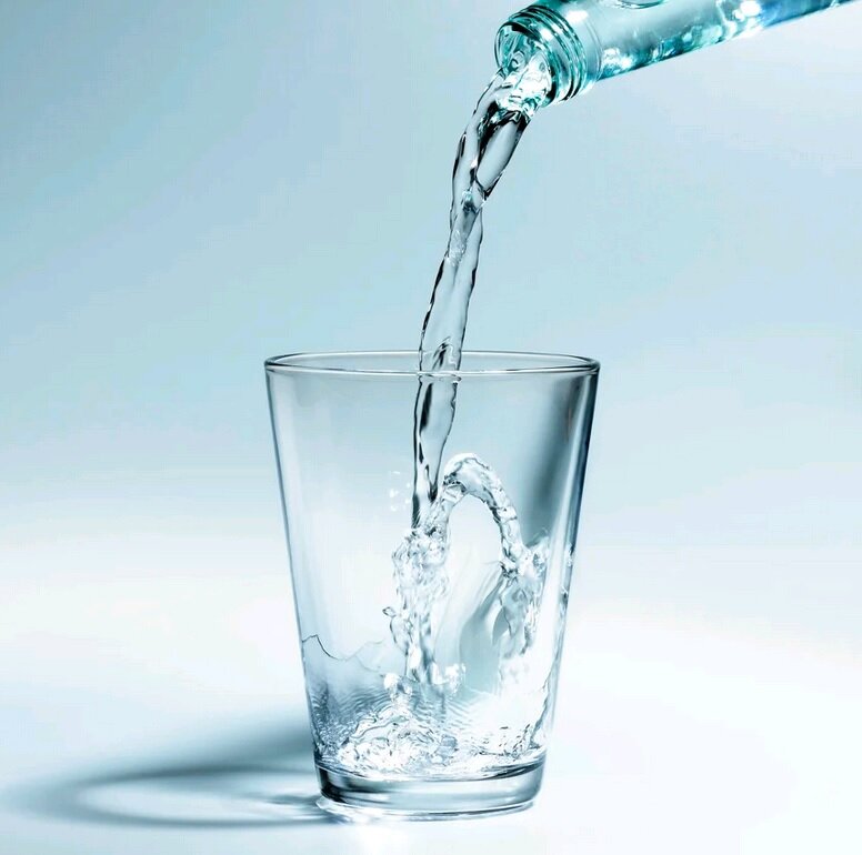 Утро нужно начинать со стакана теплой воды. 