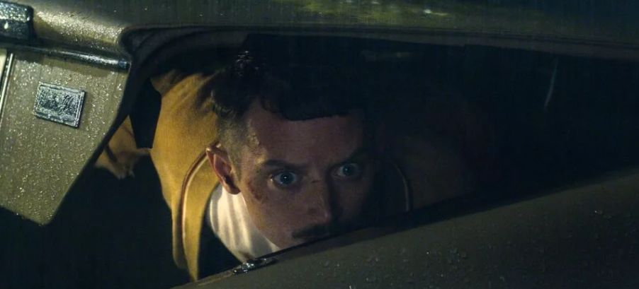 ‒ У него гребаный арбалет, а у меня нихрена!