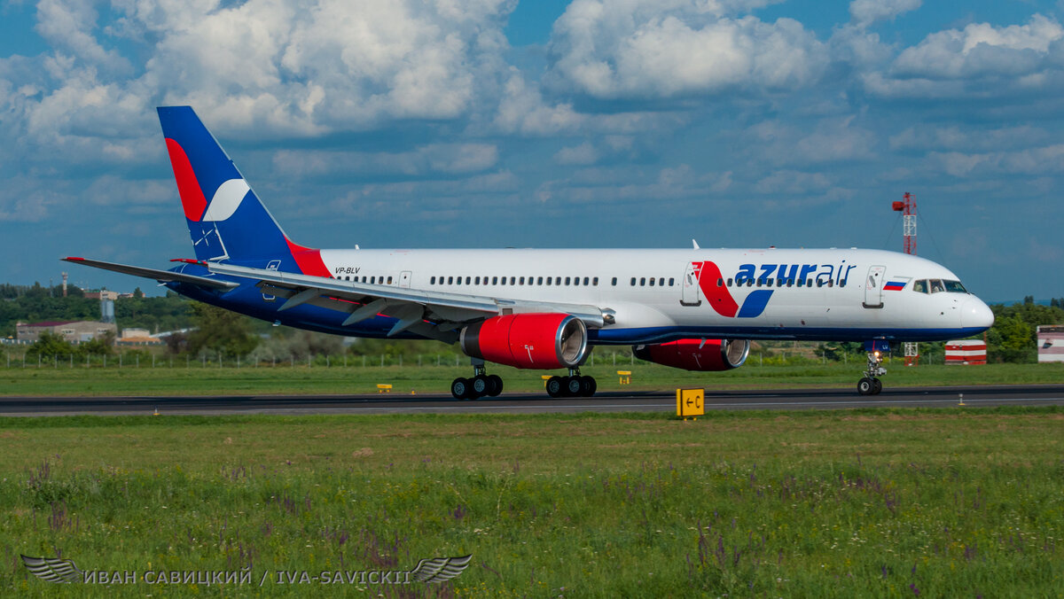 Boeing-757, старый аэропорт Ростов-на-Дону, 15/07/2015 г. Официальное мероприятие