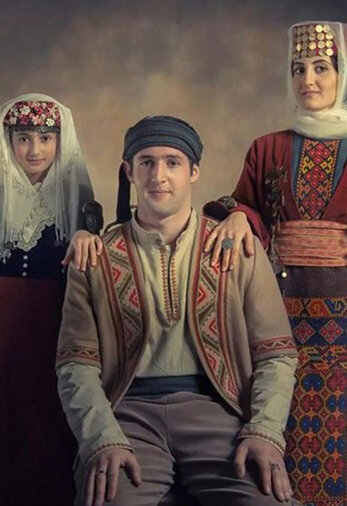 Армянский национальный костюм для девочки (77 фото) - картинки витамин-п-байкальский.рф
