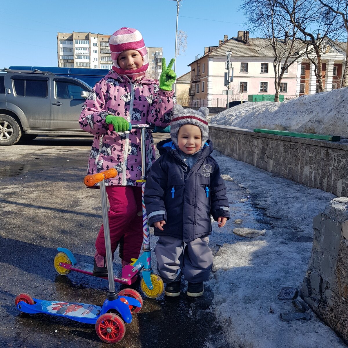 Май в Заполярье:) сегодня еще шел снег