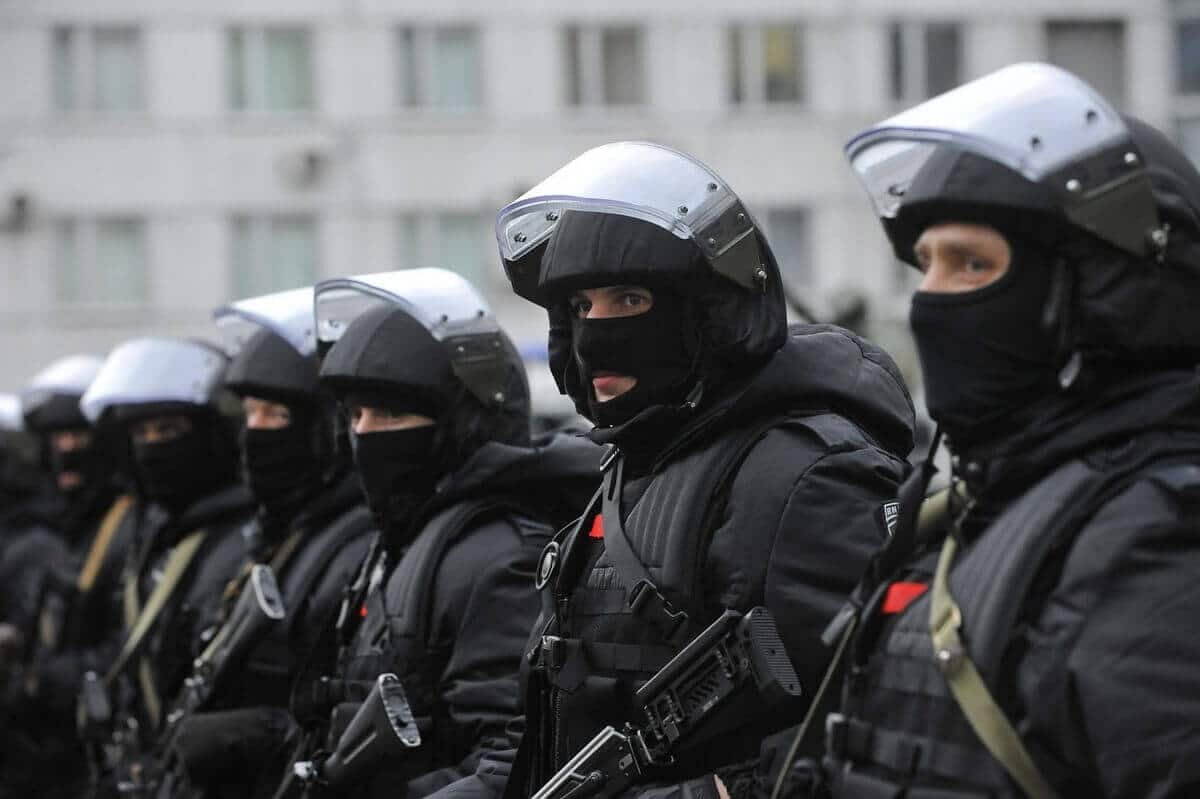 Авторская архивная статья начала 2019 года про противостояние рэп-индустрии с цензурой и государством. Окунитесь с головой во время, когда нас интересовала свобода слова, а не свобода передвижения. 