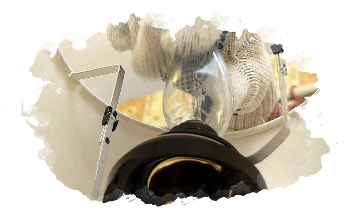 Как правильно выкручивать лампочку из патрона