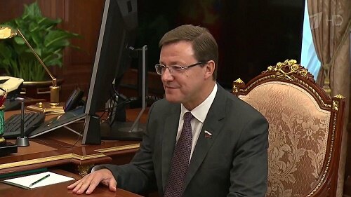  На фото: Дмитрий Азаров на встрече с Президентом России Владимиром Путиным.