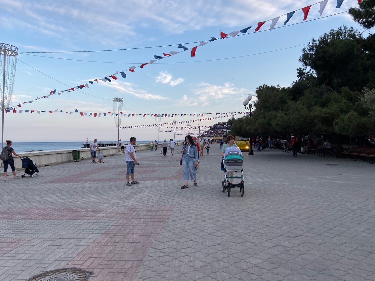 Камеры набережная алушта в реальном времени. Алушта Крым набережная.