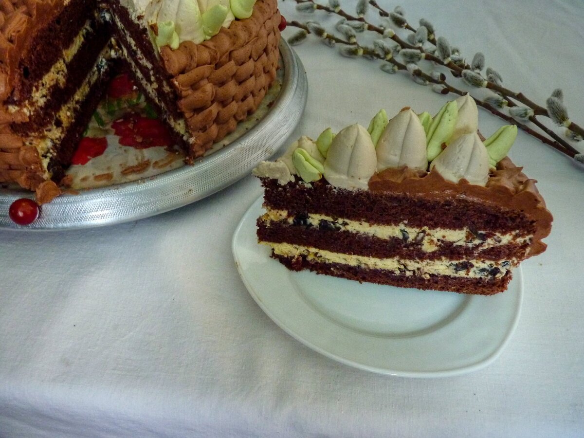 Бархатный шоколадный торт с черносливом - Самый вкусный портал Рунета