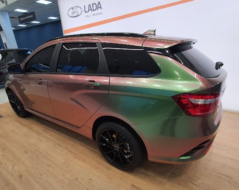 Lada Vesta SW. Источник иллюстрации - mag.auto.ru