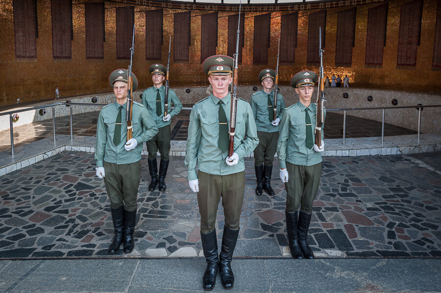 Волгоград, Мамаев курган, фото Анатолия Струнина.