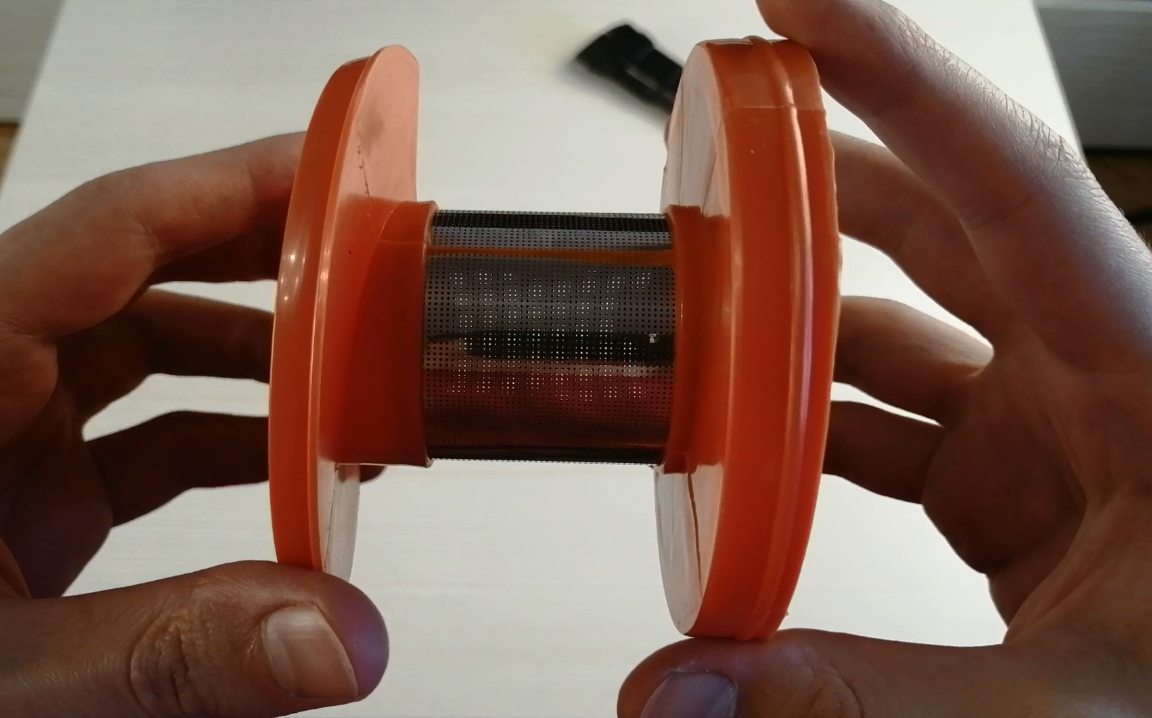 Циклонный фильтр со с сеткой из нержавеющей стали