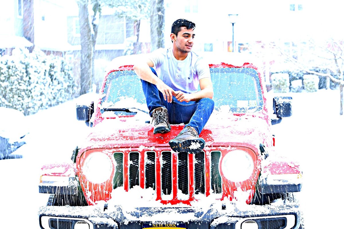 Мужчинам, у которых есть авто, можно дарить вещи, необходимые в дороге. Изображение Nilesh Soni с сайта Pixabay. Используется по лицензии Simplified Pixabay License