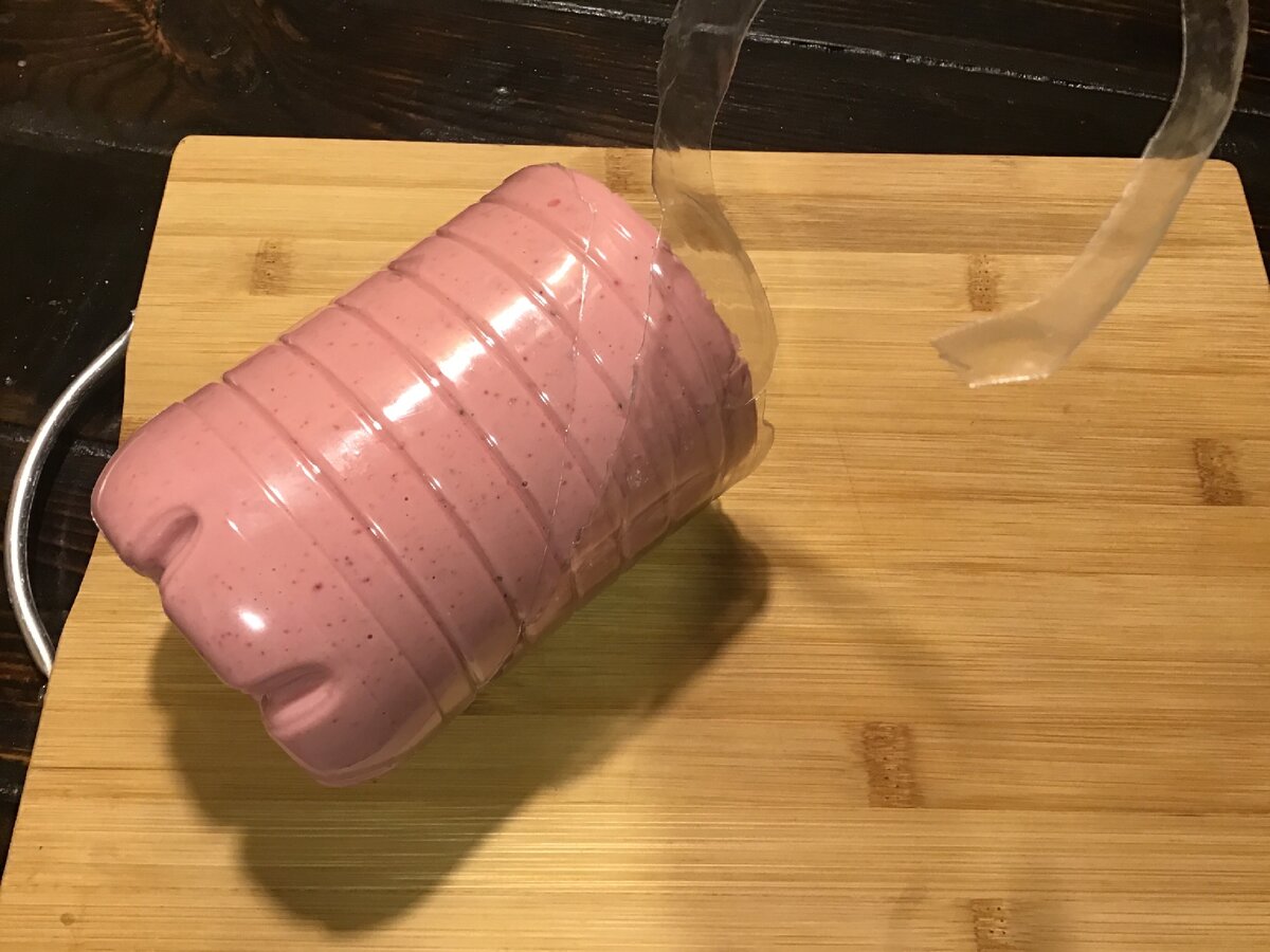 Домашняя колбаса вареная в бутылке