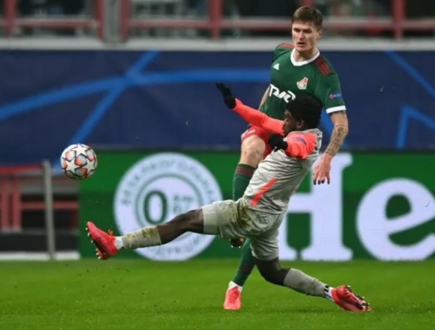 Секу Койта в матче Локомотив Москва—Ред Бул Зальцбург