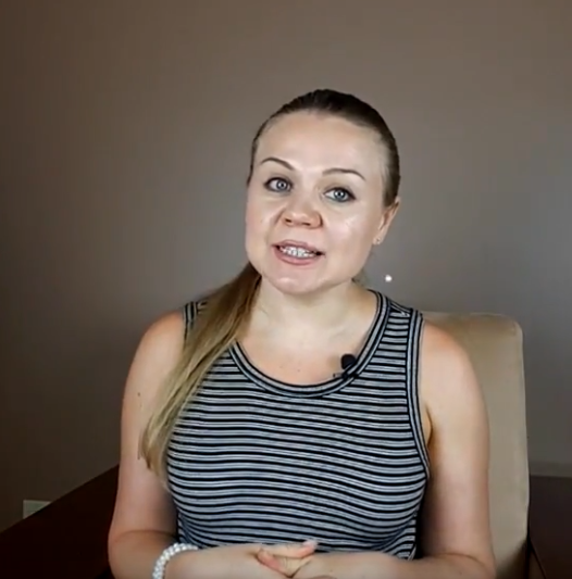 Автор канала Елена Семенёк