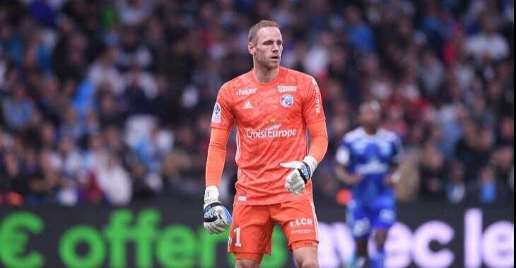 Матц Зельс. Страсбур. Стоимость по данным Transfermarkt  6,5 млн. евро. За сезон 2020 - 2021 провел  6 игр / 13 мячей пропустил.