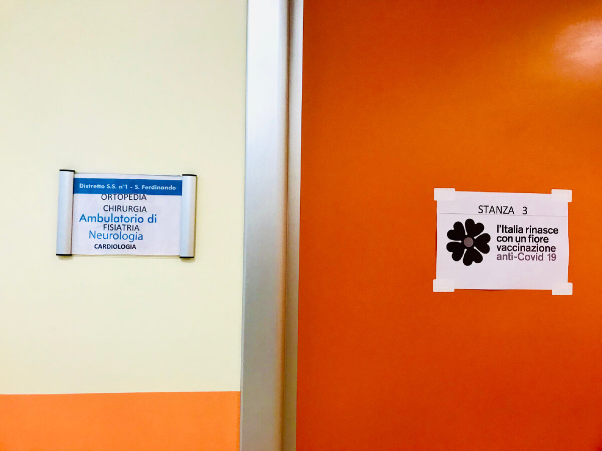 Есть вопросы о вакцинации? Ищите ответы? Не ищите, их просто пока нет