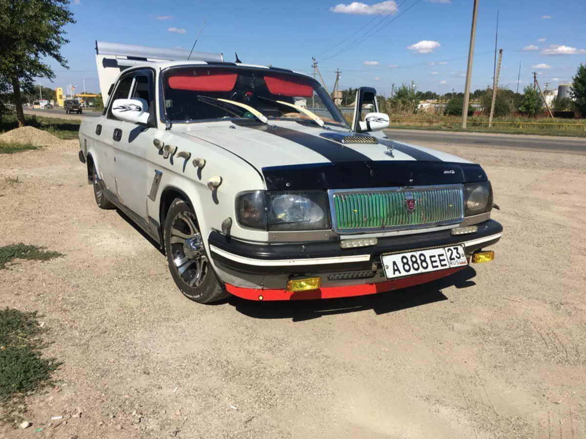 Клыки вообще так важны здесь