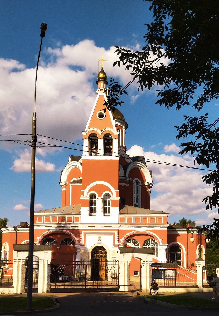 Храм Благовещения Пресвятой Богородицы в Петровском парке. Прогулка моя. Фото моë. 