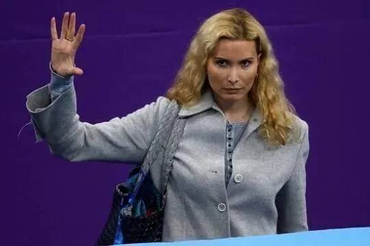    Тутберидзе: раздача титулов в фигурном катании без российских спортсменов – абсурд