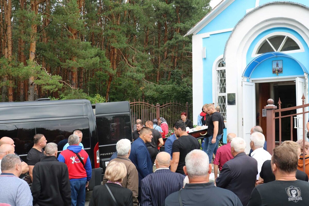    В Брянске простились с заслуженным тренером-вольником Осадчим avchernov