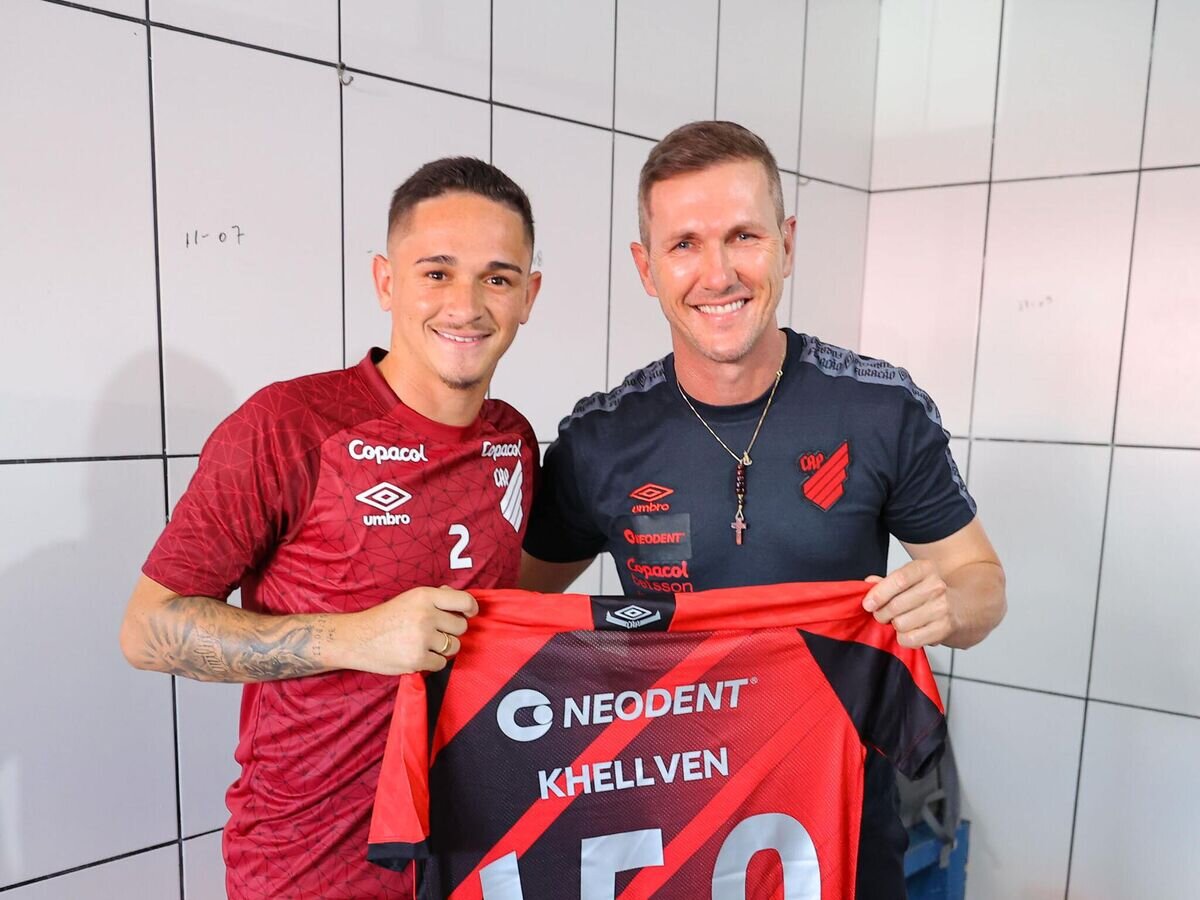    Защитник "Атлетико Паранаэнсе" Келвен© Фото : Пресс-служба ФК "Атлетико Паранаэнсе"