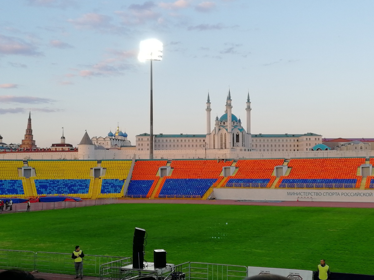 Вид на Кремль и Кул-Шариф с Центрального стадиона 