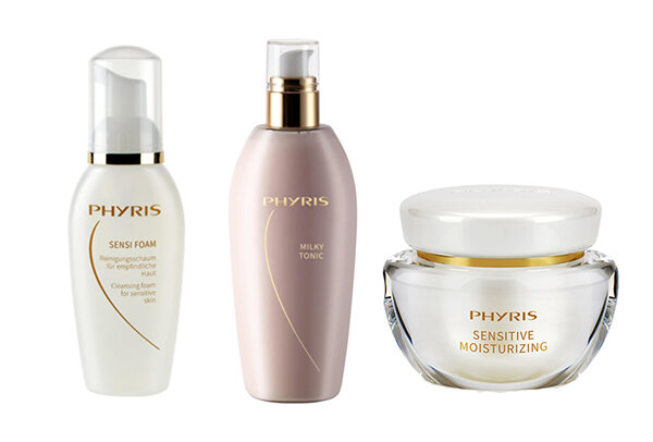 1.Очищающая пена для чувствительной кожи  2. Молочный тоник  3. Крем Сенситив увлажняющий