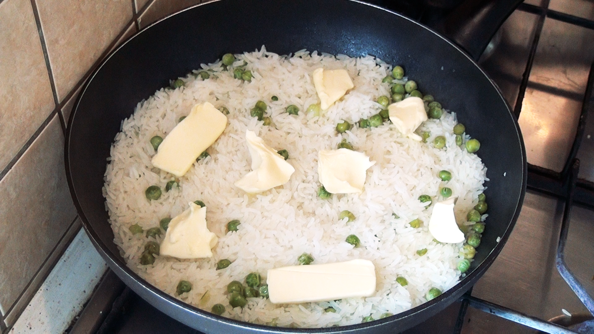 РЕЦЕПТ ВКУСНОГО РАССЫПЧАТОГО РИСА С ГОРОШКОМ И СОУСОМ КАРРИ. | Ленка Пенка  | Дзен