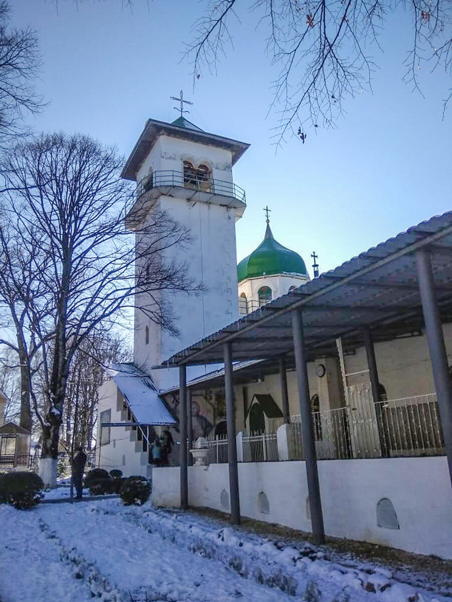 Колокольня Троицкого храма.Листайте =>