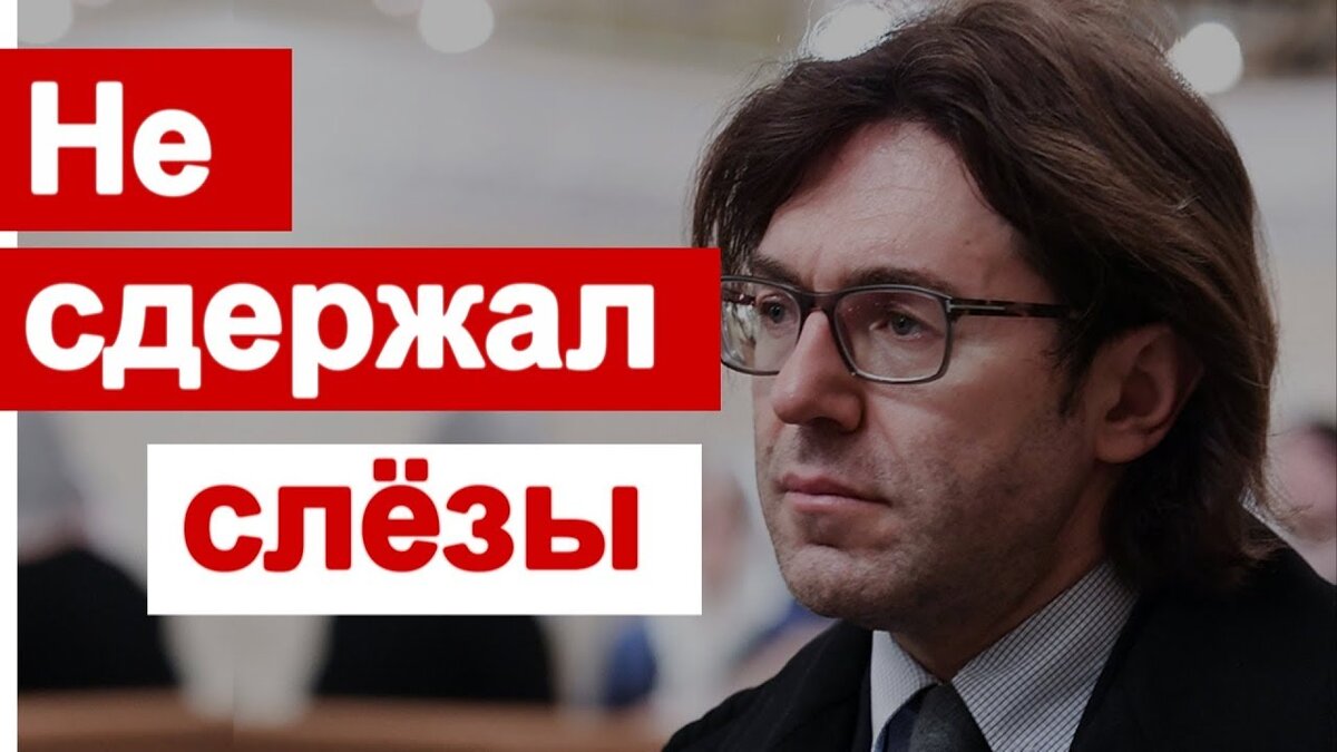 Андрей Павленко на протяжении нескольких месяцев боролся с недугом (рак желудка), хотя и изначально медики ставили хорошие прогнозы на реабилитацию Андрея, но около двух месяцев назад стало известно, что все та Ки болезнь не преодолеть. Как стало известно новогоднюю ночь Павленко праздновал дома в кругу родных, а 5 января утром его не стало. 